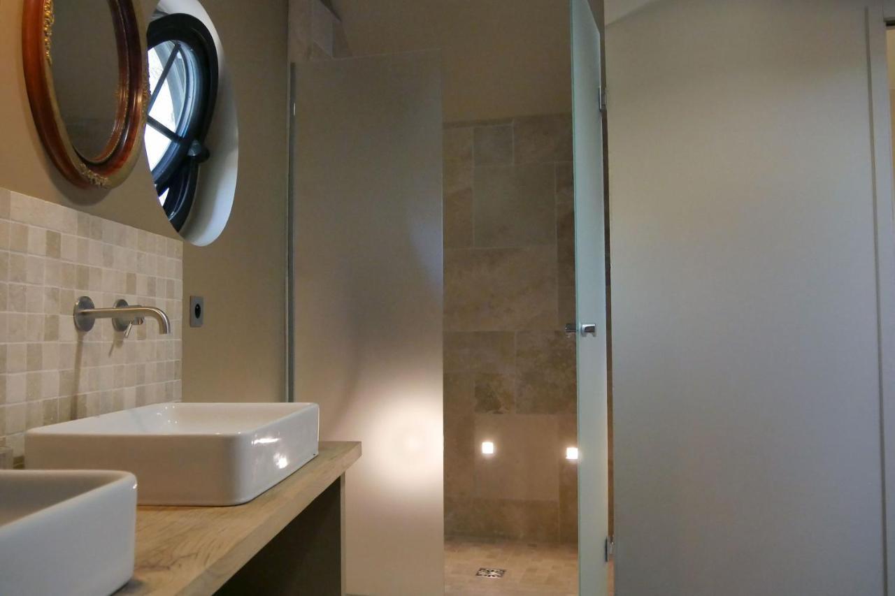 Val Trebbia Hotel Feucherolles ภายนอก รูปภาพ
