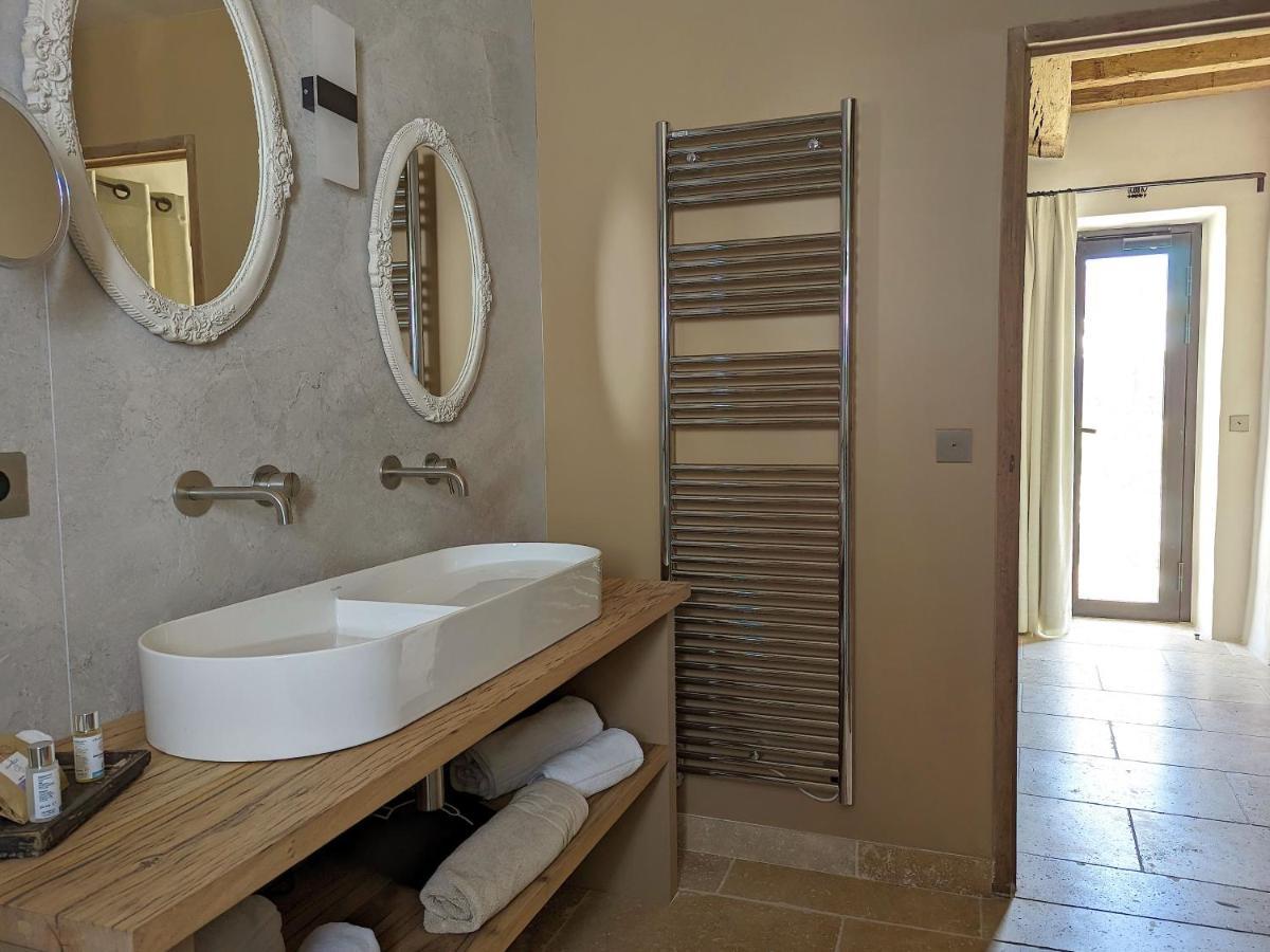 Val Trebbia Hotel Feucherolles ภายนอก รูปภาพ